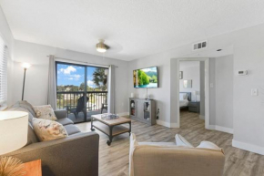 Oceanside complex M33 1 Bed 1 Bath Heated Pool